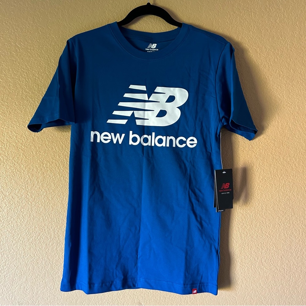 New Balance Men's NB Essentials Stacked Logo Short Sleeve - New With Tags - Picture 5 of 10